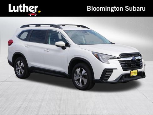 Certified 2025 Subaru Ascent Premium AWD/4WD image 1