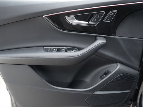 Used 2025 Audi Q7 3.0T Premium Plus w/ Premium Plus Package image 20