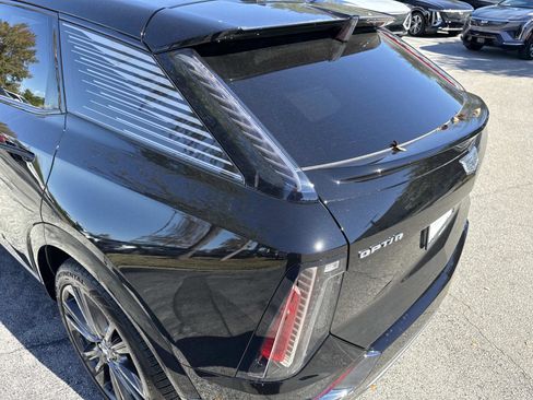 New 2026 Cadillac Optiq Sport 2 image 11