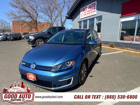 Used 2015 Volkswagen e-Golf SEL Premium image 1
