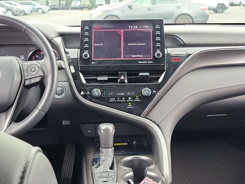 Certified 2022 Toyota Camry XSE FWD image 19