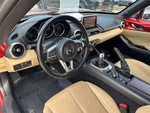 Used 2016 MAZDA MX-5 Miata Grand Touring image 18