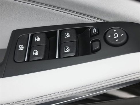 Used 2026 BMW X5 xDrive40i w/ Climate Comfort Package image 21