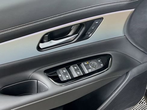 New 2025 Nissan Murano SL image 15