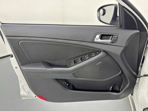 Used 2016 Kia Optima EX image 36