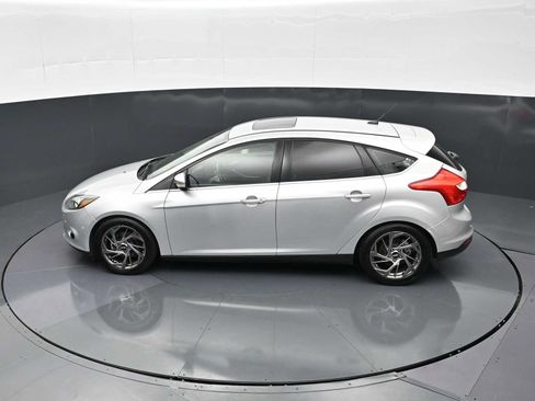 Used 2014 Ford Focus Titanium FWD image 22