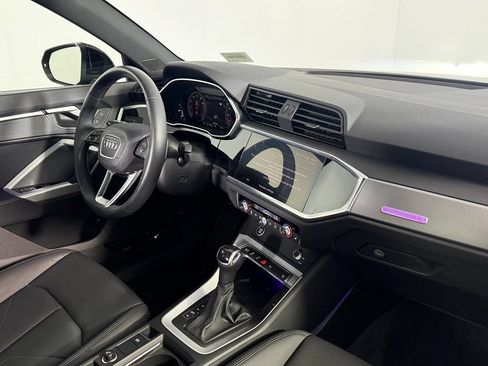 Used 2023 Audi Q3 2.0T Premium Plus w/ Premium Plus Package AWD/4WD image 37