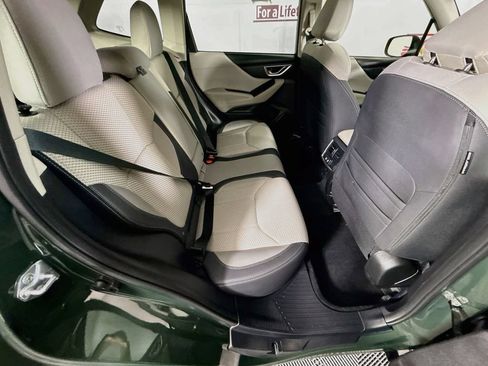Used 2024 Subaru Forester Premium AWD/4WD image 32