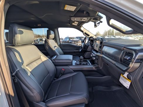 New 2026 Ford F150 Lariat w/ Equipment Group 501A Mid image 6