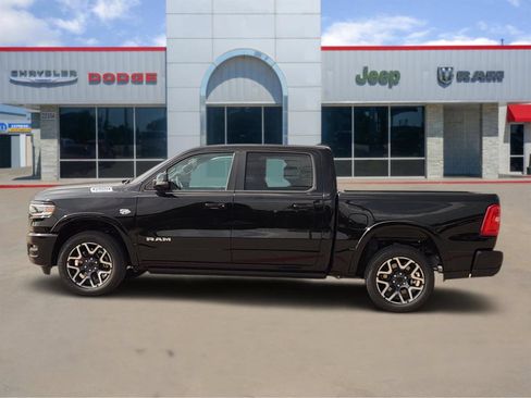 New 2026 RAM 1500 Laramie AWD/4WD image 3