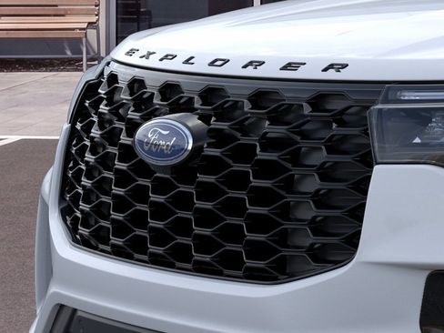 New 2026 Ford Explorer ST-Line AWD/4WD image 17