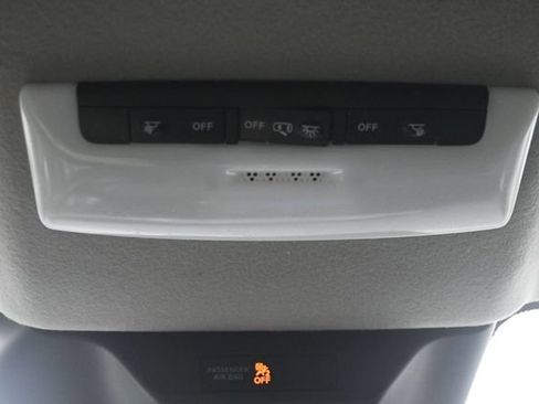 Used 2025 Nissan Kicks S w/ Interior Electronics Package FWD image 17