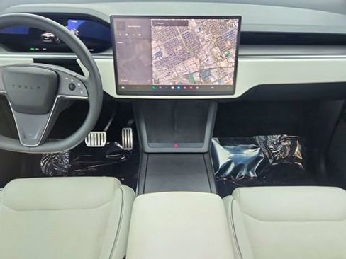 Used 2024 Tesla Model X Plaid image 93