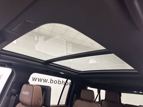 Used 2026 Chevrolet Suburban High Country image 23