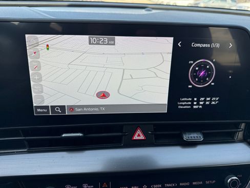 Used 2024 Kia Sportage EX image 17