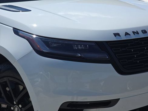 Certified 2026 Land Rover Range Rover Velar Dynamic SE AWD/4WD image 32