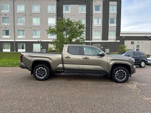 Certified 2024 Toyota Tacoma TRD Sport AWD/4WD image 59