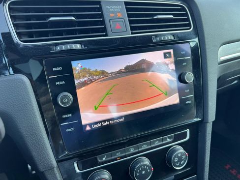 Used 2021 Volkswagen GTI SE FWD image 42