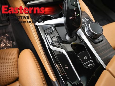 Used 2023 BMW 530i w/ M Sport Package RWD image 21