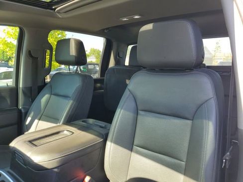 Used 2022 Chevrolet Silverado 3500 LTZ w/ LTZ Convenience Package AWD/4WD image 18
