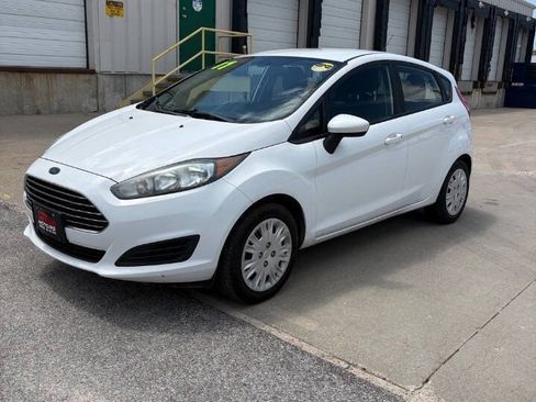 Used 2017 Ford Fiesta S FWD image 3