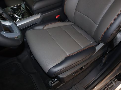 New 2025 Ford F150 Lariat w/ Equipment Group 501A Mid image 33