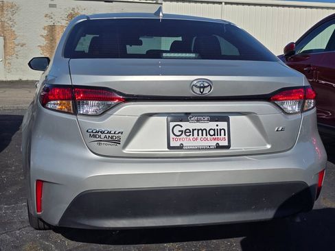 Used 2025 Toyota Corolla LE w/ Convenience Package FWD image 7