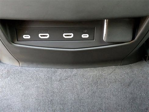 Certified 2024 Cadillac Escalade ESV V w/ LPO, Floor Liner Package image 15