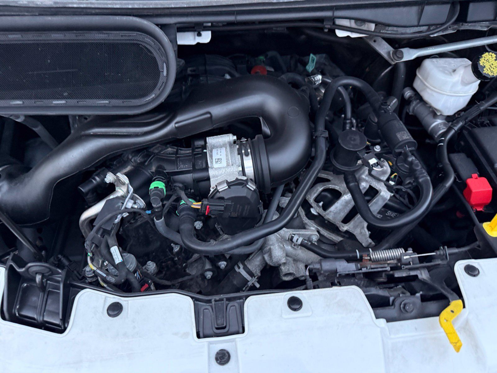 Used 2025 Ford Transit 250 148 Medium Roof RWD image 37