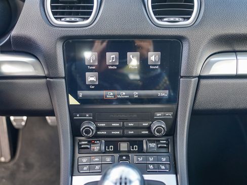 Used 2025 Porsche 718 Cayman S image 16