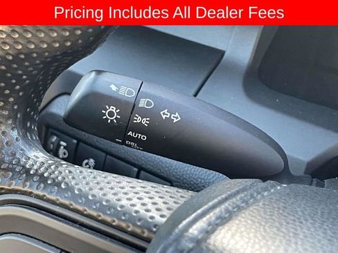 Used 2024 Toyota Tacoma SR AWD/4WD image 25