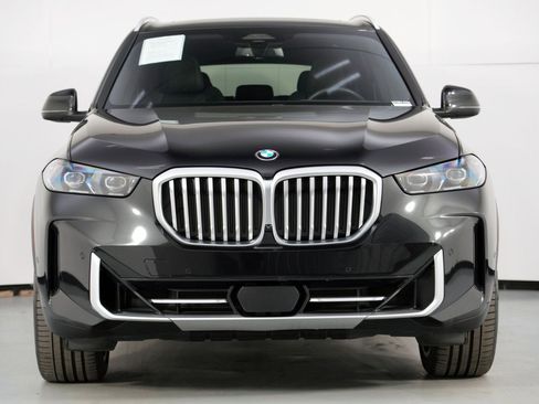 Used 2024 BMW X5 sDrive40i w/ Premium Package image 7