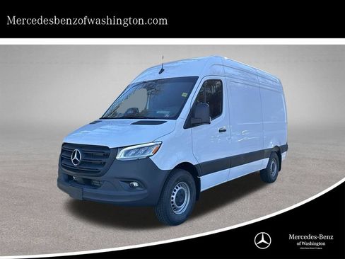 Used 2025 Mercedes-Benz Sprinter 2500 image 1