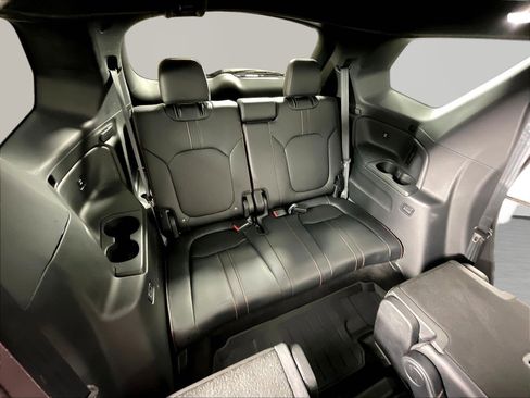 Used 2024 Honda Pilot TrailSport image 25
