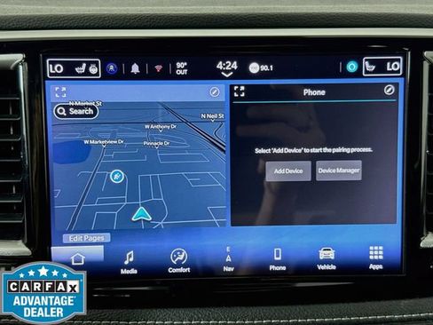 Used 2024 Chrysler Pacifica Limited FWD image 15