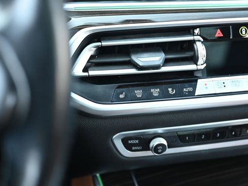 Used 2019 BMW X5 xDrive40i w/ Convenience Package image 31