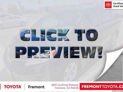 Certified 2018 Toyota Sienna LE