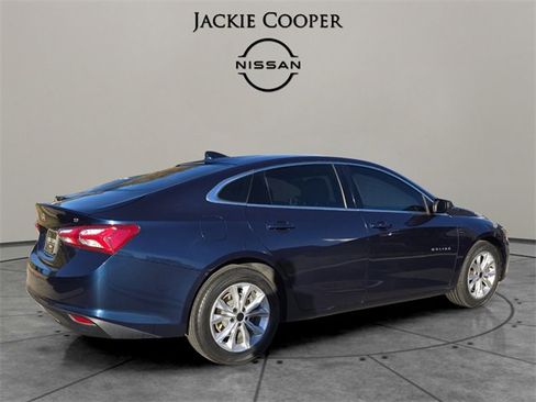 Used 2020 Chevrolet Malibu LT image 5
