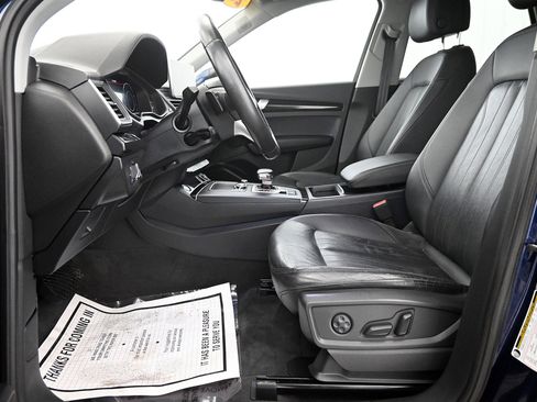 Used 2018 Audi Q5 2.0T Premium Plus w/ Premium Plus Package image 4