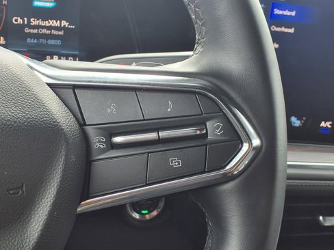 Used 2025 Chevrolet Tahoe LT AWD/4WD image 16