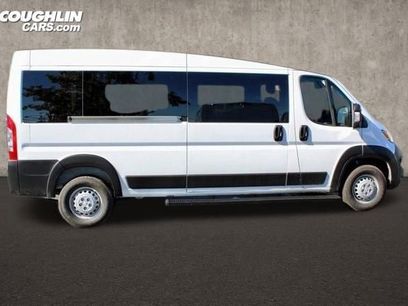 New 2025 RAM ProMaster 2500 w/ Convenience Group