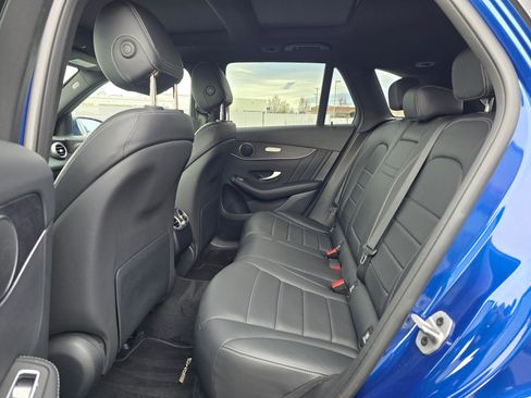 Used 2022 Mercedes-Benz GLC 300 4MATIC image 12