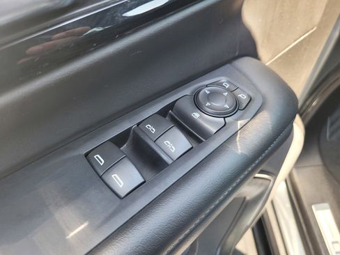 Used 2025 Chevrolet Tahoe LT AWD/4WD image 26