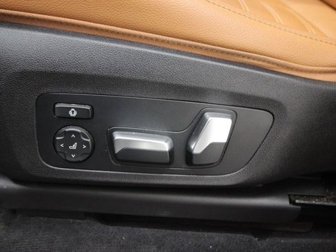Used 2020 BMW X3 xDrive30i w/ Premium Package AWD/4WD image 16
