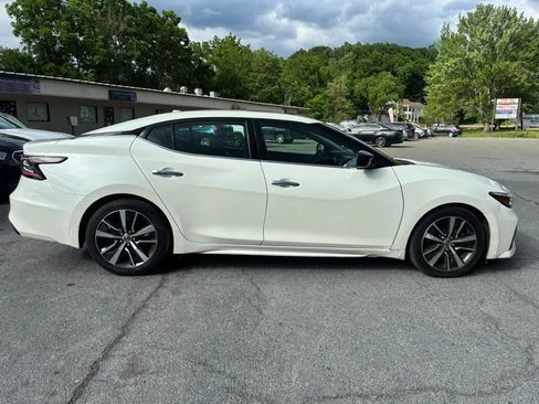 Used 2019 Nissan Maxima 3.5 S w/ Floor Mat Group FWD image 8
