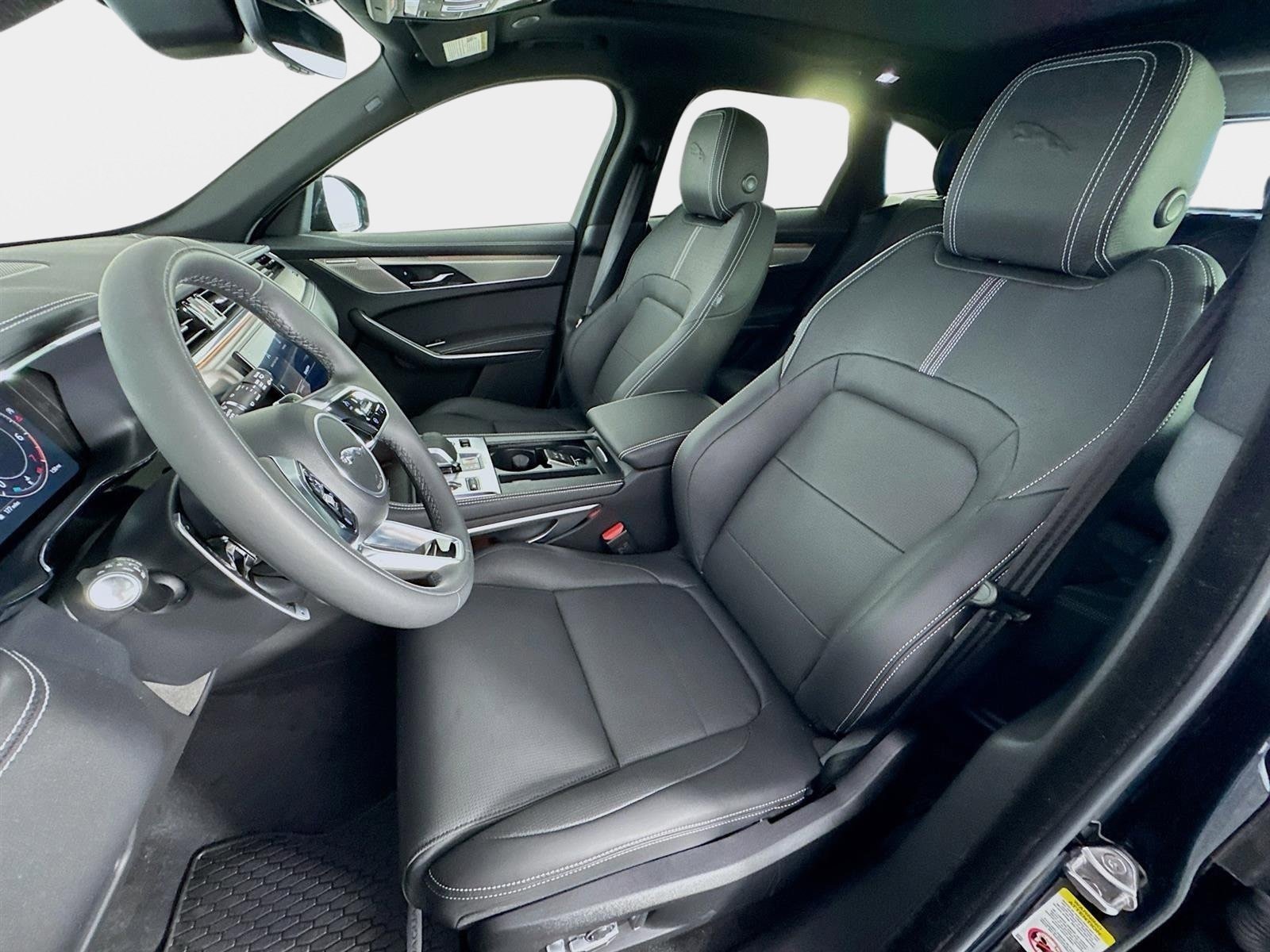 New 2026 Jaguar F-PACE R-Dynamic S AWD/4WD image 11
