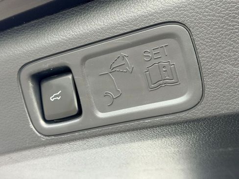 Certified 2024 Ford Expedition Max Limited RWD image 35