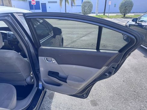 Used 2012 Honda Civic LX image 17
