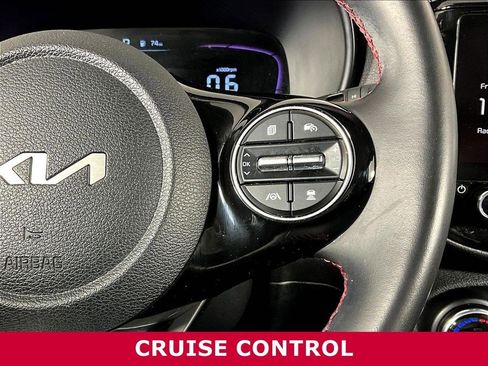 Used 2023 Kia Soul GT-Line w/ GT-Line Technology Package FWD image 11