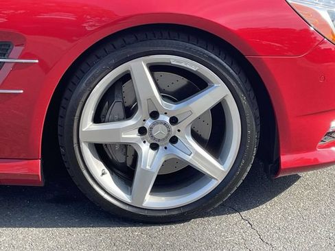 Used 2014 Mercedes-Benz SL 550 image 13